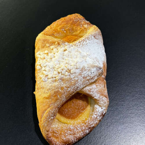 Croissant aux Abricots